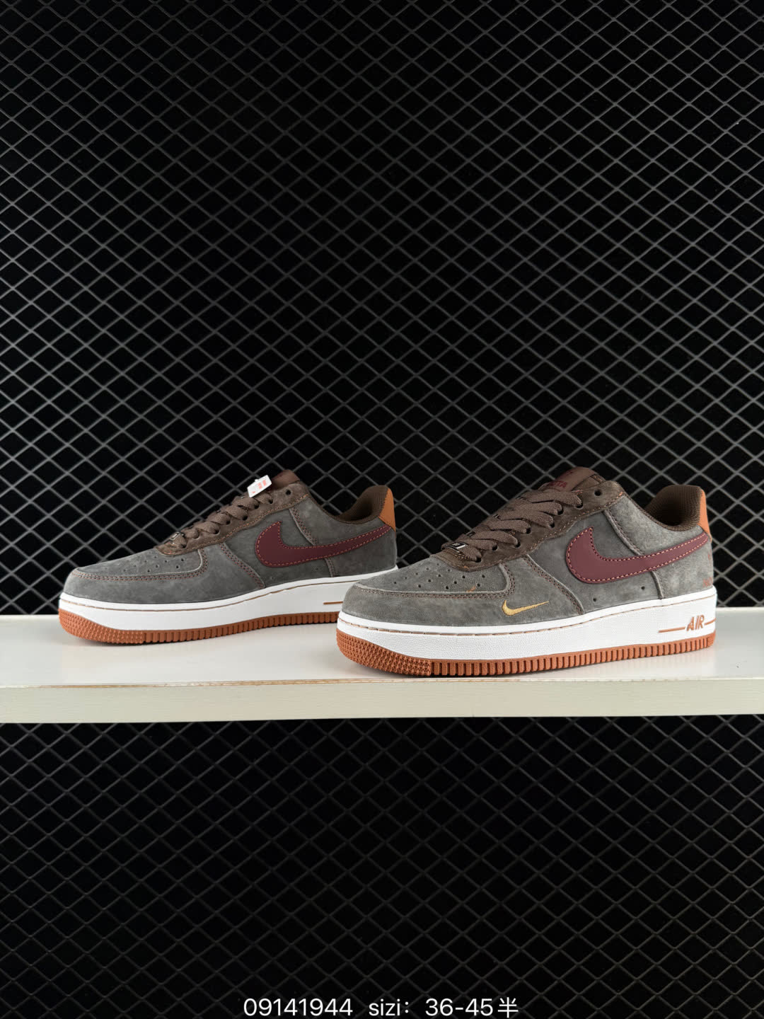 NIKE AIR FORCE 1-DV0788-012